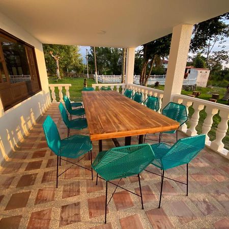Hotel Villa Noel Chinauta Luaran gambar